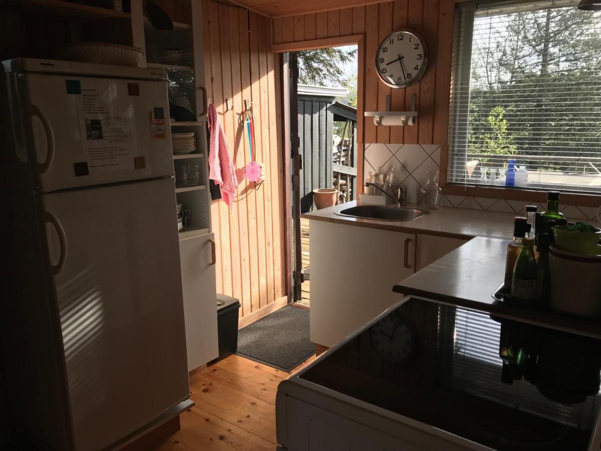 Hyggeligt sommerhus i Ebeltoft, tæt på strand og skov. Eksteriør billede